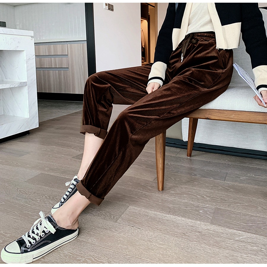 テパードパンツ レディース 春夏秋冬 新作 ズボン ボトムス ルームウェア ウエストゴム リブ コーデュロイ ベロア サイドポケット ロング リラックス 大人 可愛い かっこいい おしゃれ 韓国 韓国風 ブラック 黒 ダークグリーン 緑 アイボリー ブラウン 茶 MLXL JOCOSA 8174