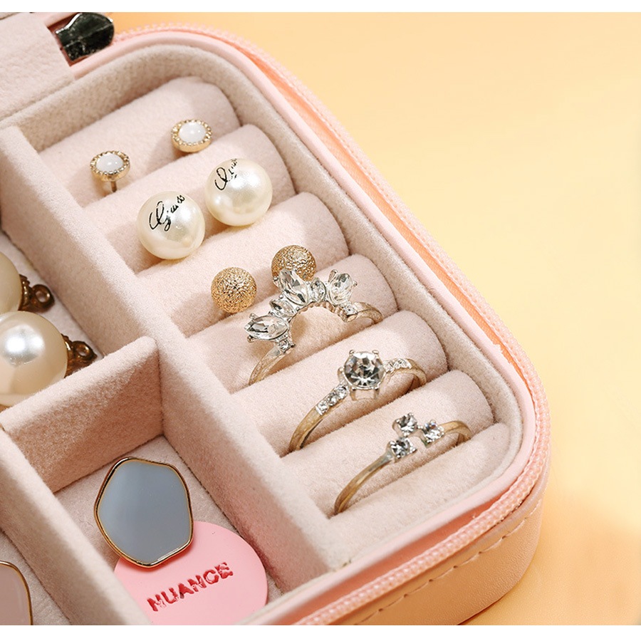 ジュエリーボックス ジュエリーケース アクセサリーケース アクセサリー収納 アクセサリーボックス 携帯用 ポーチ ピアス イヤリング 指輪 リング ネックレス おしゃれ かわいい 持ち運び 春夏秋冬 新作 ブラック 黒 ホワイト 白 ピンク ベビーピンク JOCOSA 9005 即納