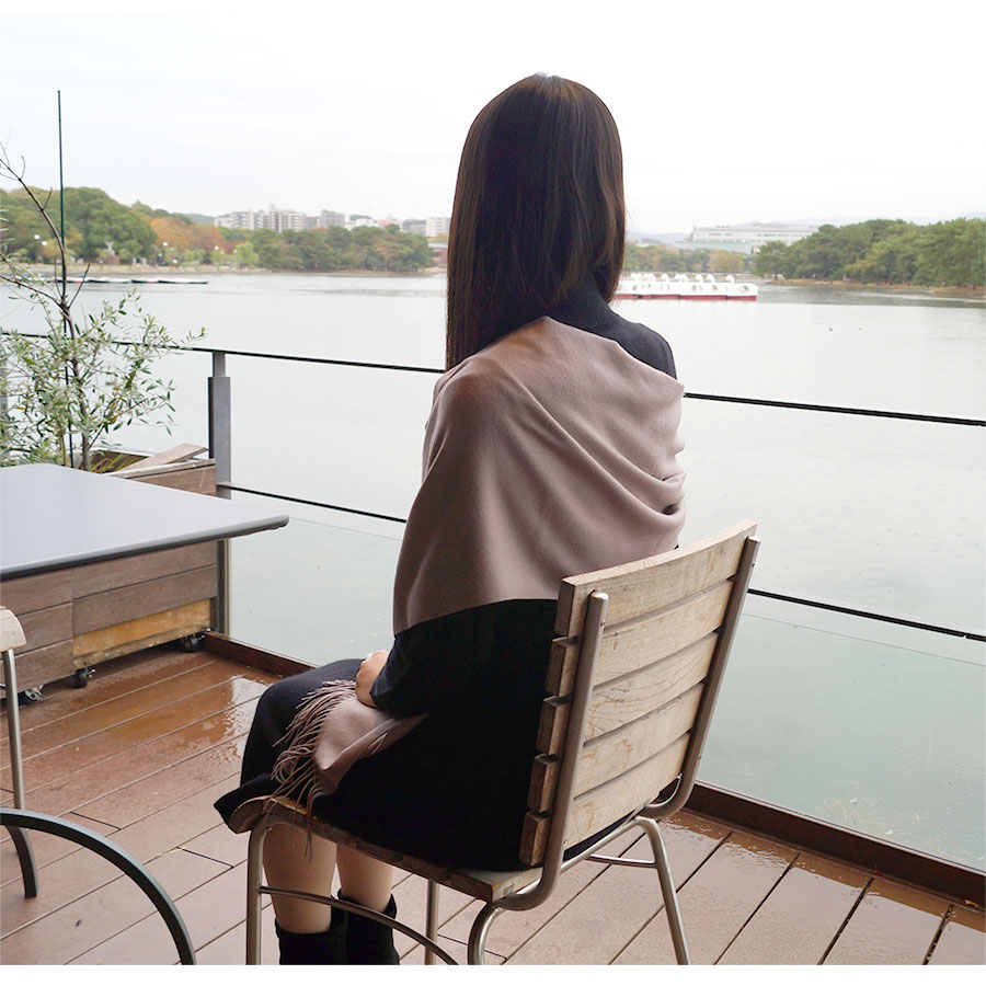 ストール レディース 大判 カシミアタッチ マフラー 無地 春 夏 秋 冬 ショール 羽織 ひざ掛け ブランケット 防寒 薄手 イエロー 黄色 サーモンピンク レッド 赤 コバルトブルー グレージュ グレー ブルー 青 ダークグレー カーキ ブラック 黒JOCOSA 8481 送料無料 即納