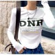 ロンT ロゴ ショート丈 カットソー Tシャツ トップス 長袖 薄手 秋 春 ラウンドネック リブ スリット カジュアル シンプル ストリート レトロ Y2K 韓国ファッション 大人 レディース ブラック ホワイト グレー M L JOCOSA 7158
