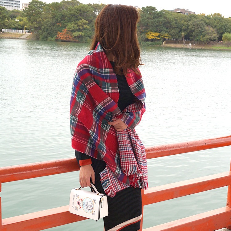 ストール レディース チェック 千鳥格子 マフラー 大判 リバーシブル 厚手 起毛 タータンチェック 春 秋 冬 ショール 羽織 ひざ掛け フリンジ 防寒 大人 緑 赤 紺色 グリーン レッド アイボリー ネイビー JOCOSA 送料無料 即納 8691