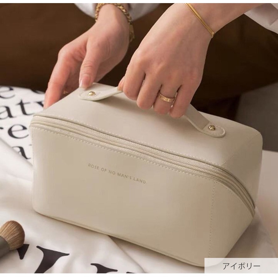 化粧ポーチ メイクポーチ 大容量 携帯用 コンパクト 小物入れ ポケット