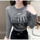 ショート丈トップス 長袖Tシャツ ロンT 穴あき へそ出し 長袖 クルーネック カットアウト カジュアル ストリート グラフィック ロゴ 韓国ファッション セクシー クール 大人 レディース 秋夏春冬 白 灰色 ホワイト グレー ブラック S M L JOCOSA 7148