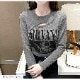ショート丈トップス 長袖Tシャツ ロンT 穴あき へそ出し 長袖 クルーネック カットアウト カジュアル ストリート グラフィック ロゴ 韓国ファッション セクシー クール 大人 レディース 秋夏春冬 白 灰色 ホワイト グレー ブラック S M L JOCOSA 7148