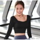 スポーツウェア フィットネス ヨガ レディース 韓国ファッション 長袖 カップ付き スクエアネック 大人 かわいい おしゃれ シンプル 指穴 へそ出し ジム 春 夏 秋 冬 新作 ネイビー 紺 ピンク ブラック 黒 パープル 紫 S M L XL JOCOSA 8742