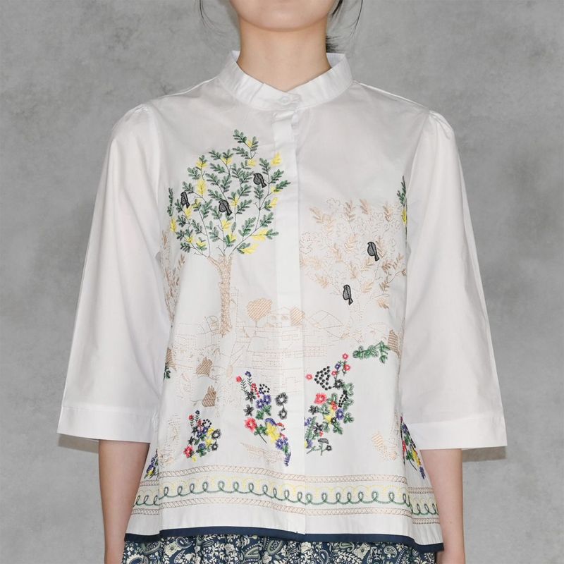 バード刺繍ブラウス