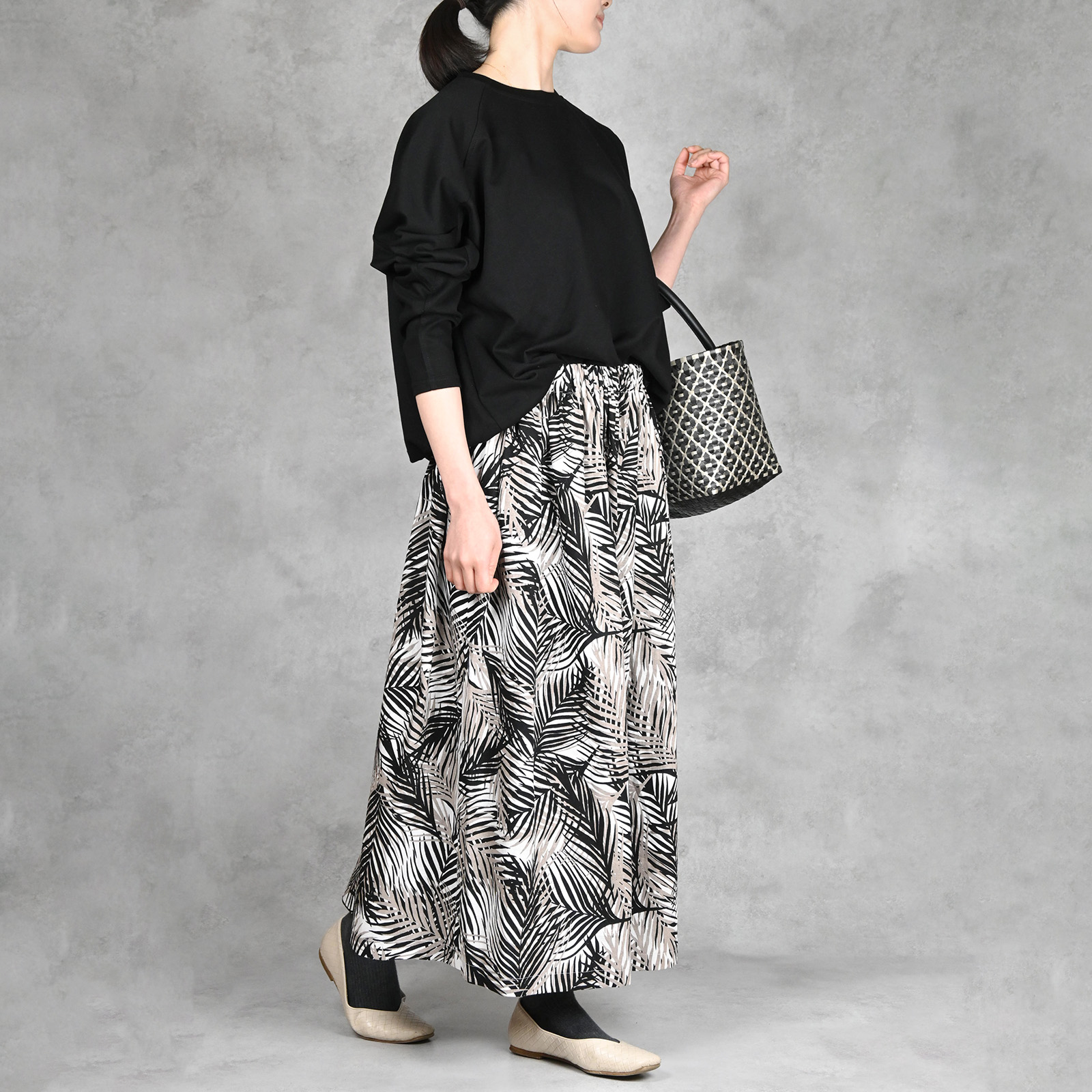 SKIRT LEAF  - BLACK