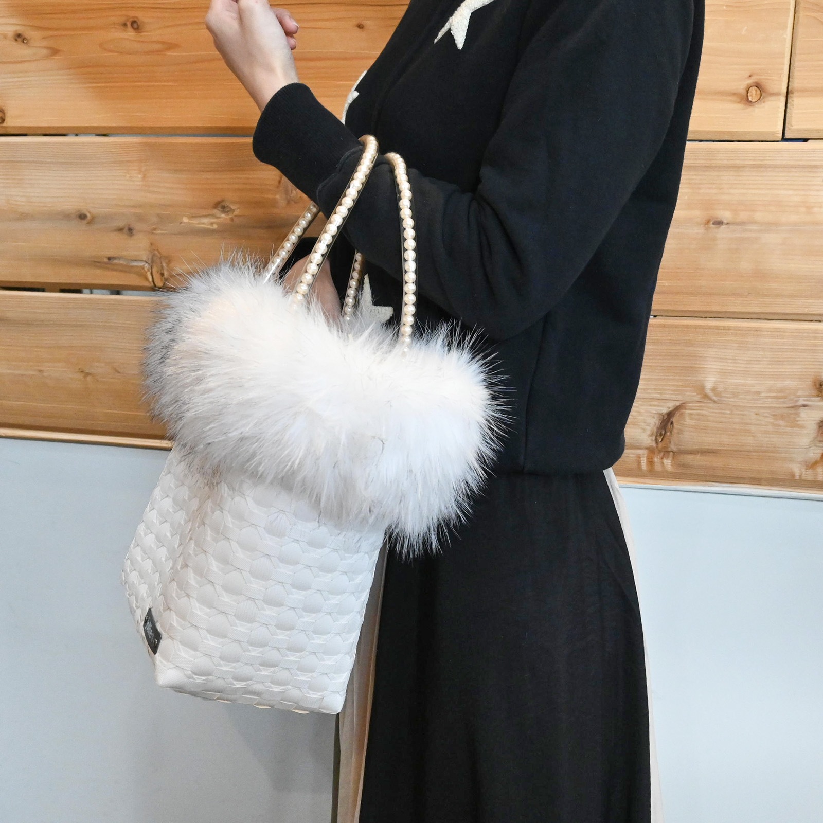 RENA V-FUR MH - WHITE<br>【ファー着脱可】