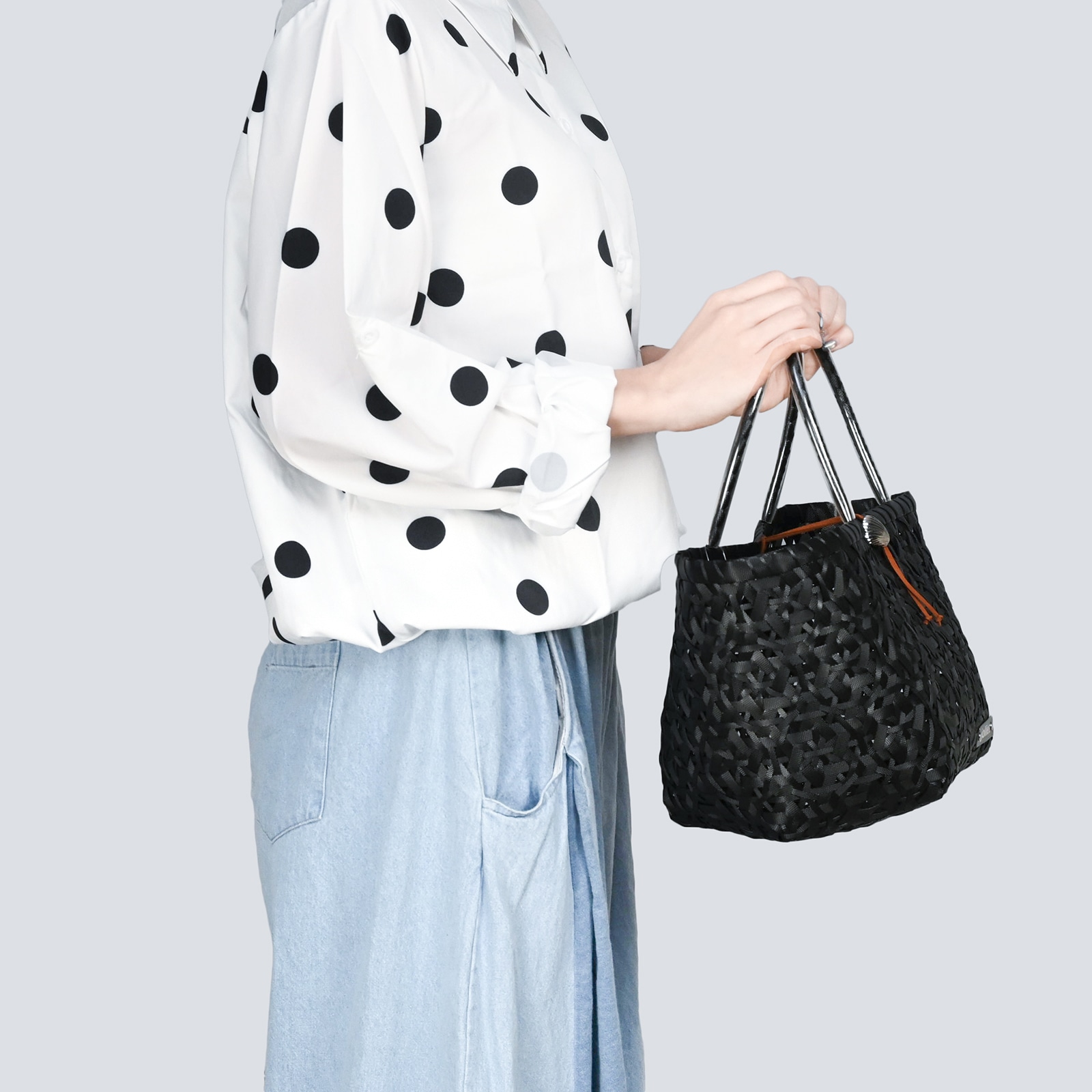 SHELL M - BLACK