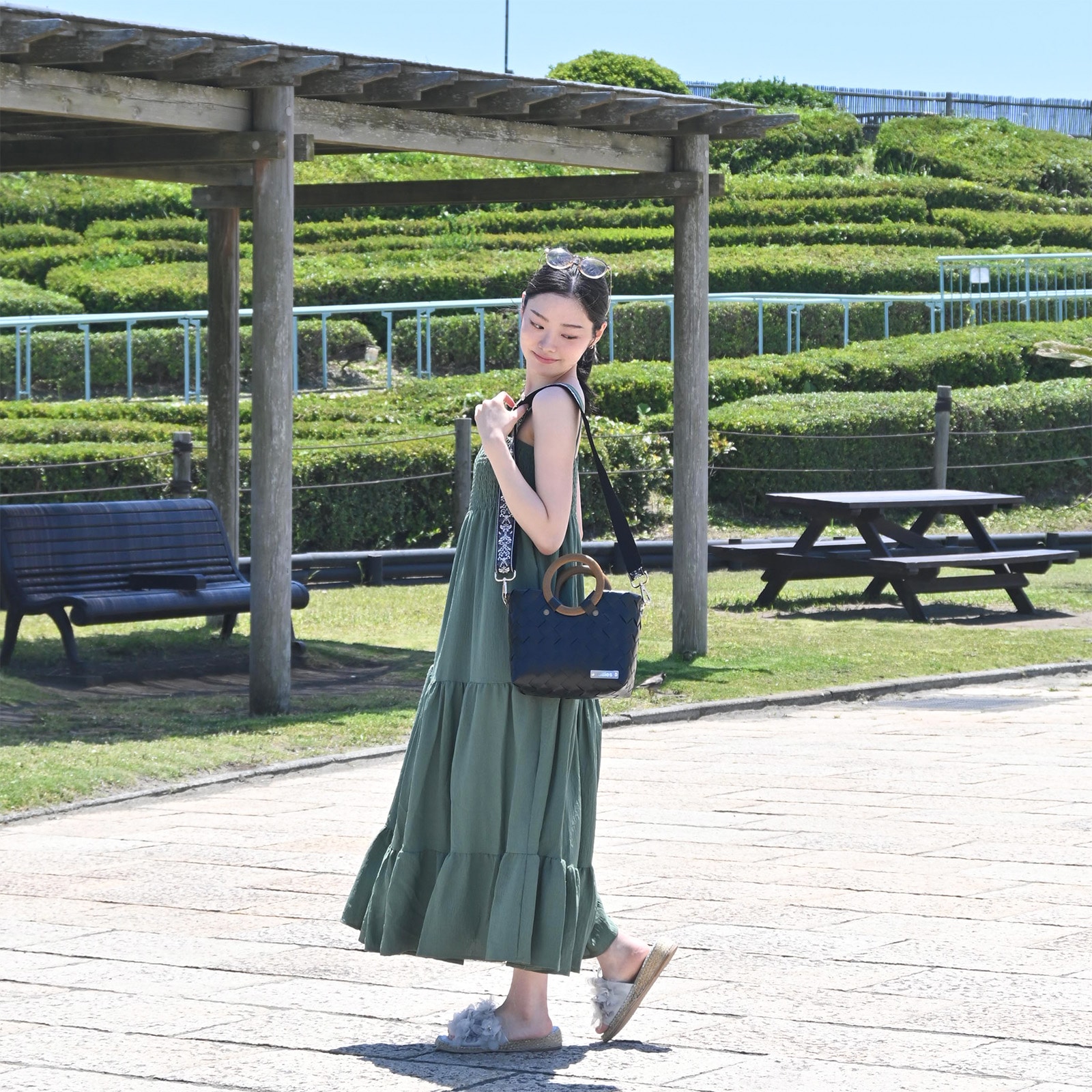ROA S - BLACK