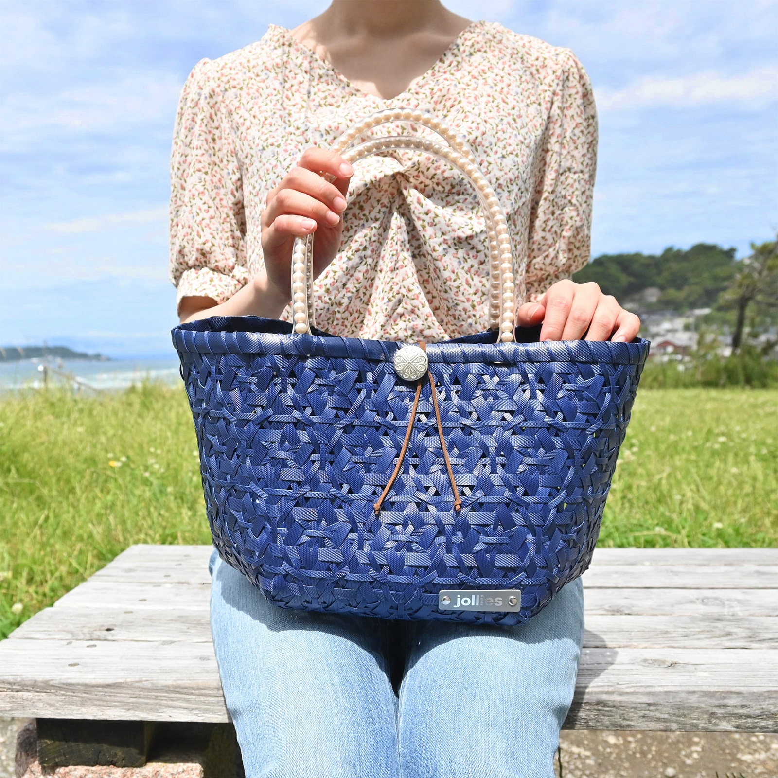 ALICE M - NAVY