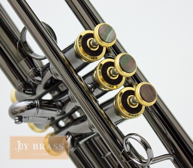 QUEEN BRASS ZORRO トランペット　ブラックニッケル仕上 Queen Brass B♭管トランペット