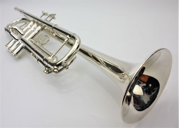 入荷待ち】 Van Laar Bbトランペット B9.1/B9.3 銀メッキ仕上げ