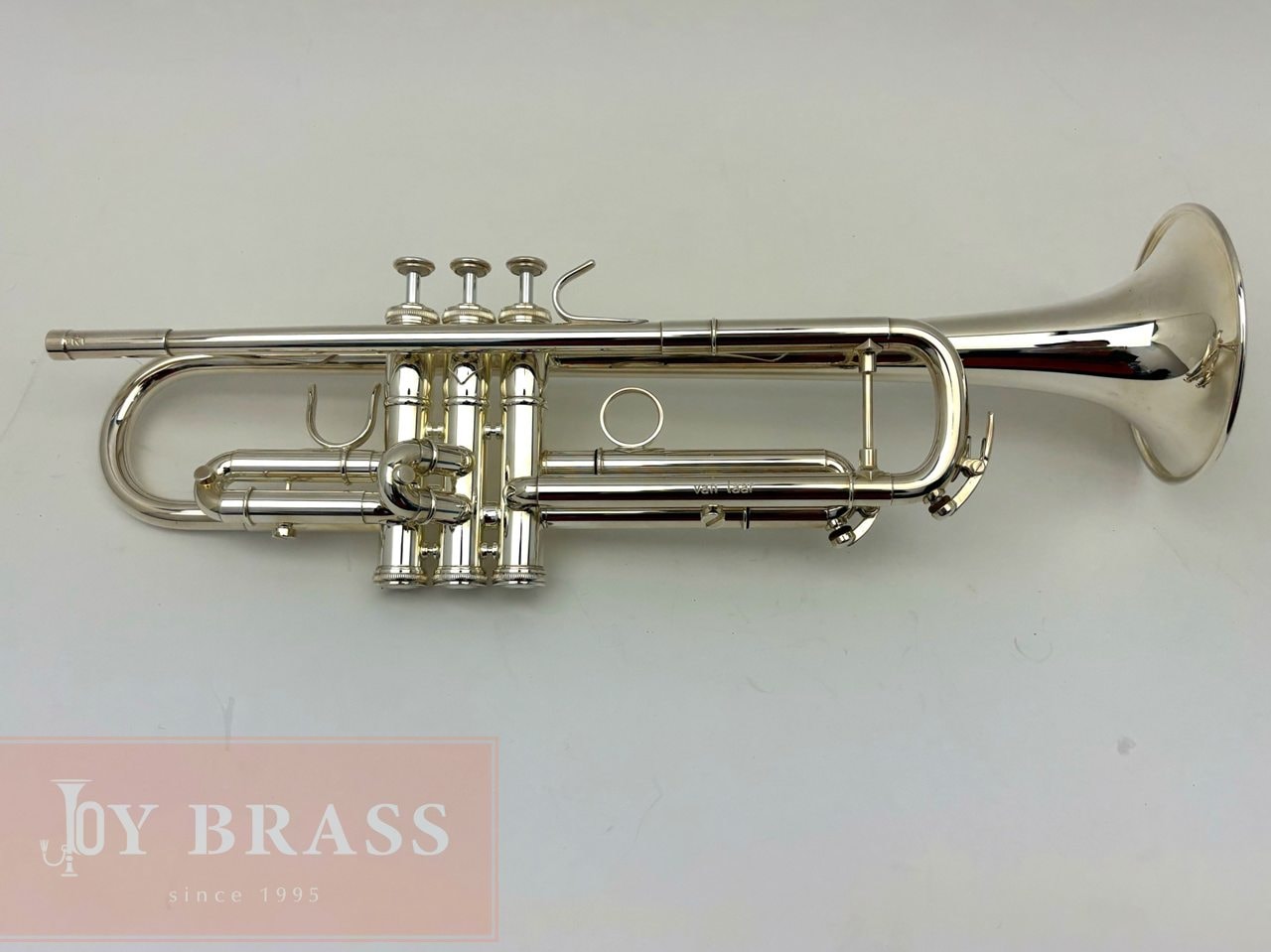 入荷待ち】Van Laar Bb トランペット BRシリーズ 銀メッキ仕上げ