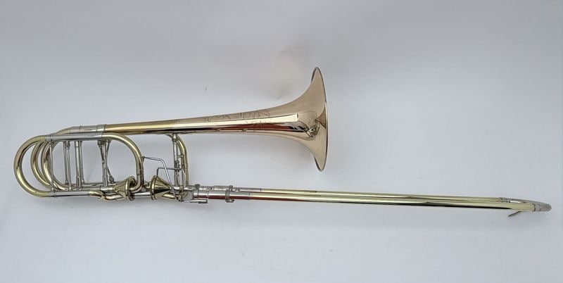 �ھ��������� S.E.Shires B1G/B62/W-AX