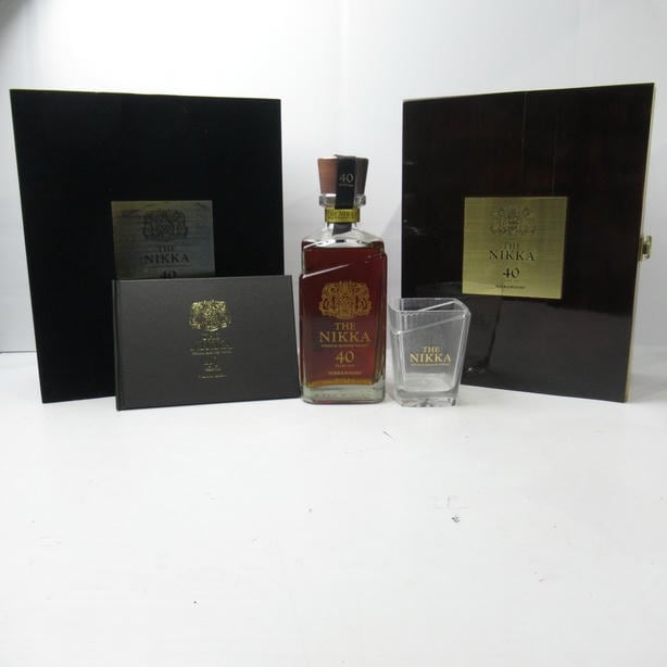 戸田様/専用ザ・ニッカ40年［ダンボ含む］ 早い者勝ち/1点限り/ NIKKA（ニッカ）ザ ニッカ 40年 箱付の通販 | 高級ワイン・ウイスキー