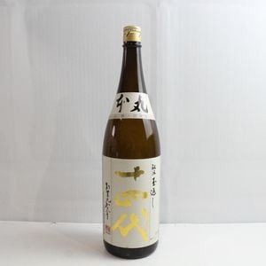 十四代 本丸 秘伝玉返し 特別本醸造 1800ml 製造25.10 ※製造年月 半年