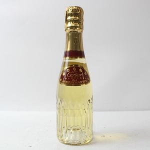 Cartier�ʥ���ƥ����˥֥��å� �٥ӡ��ܥȥ� 200ml Ȣ�ʤ�