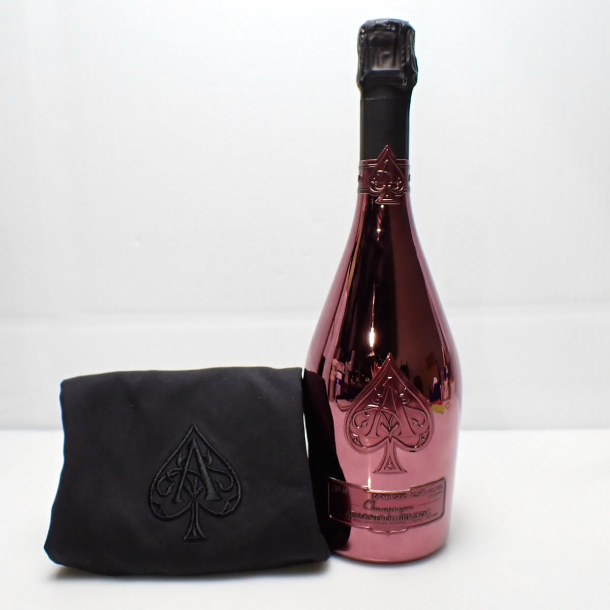 ARMAND DE BRIGNAC（アルマンドブリニャック）ドゥミセック レッド 箱なし