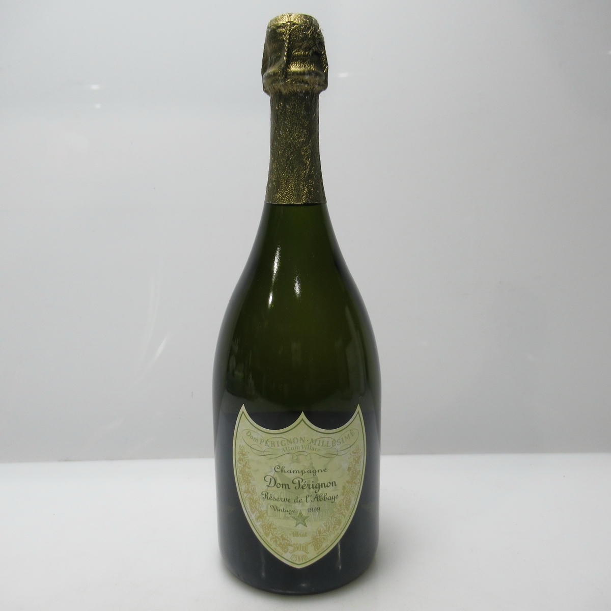 Dom perignon（ドンペリニヨン）レゼルヴ ド ラベイ ゴールド 1999 箱なし ※キャップフィルム破れ有