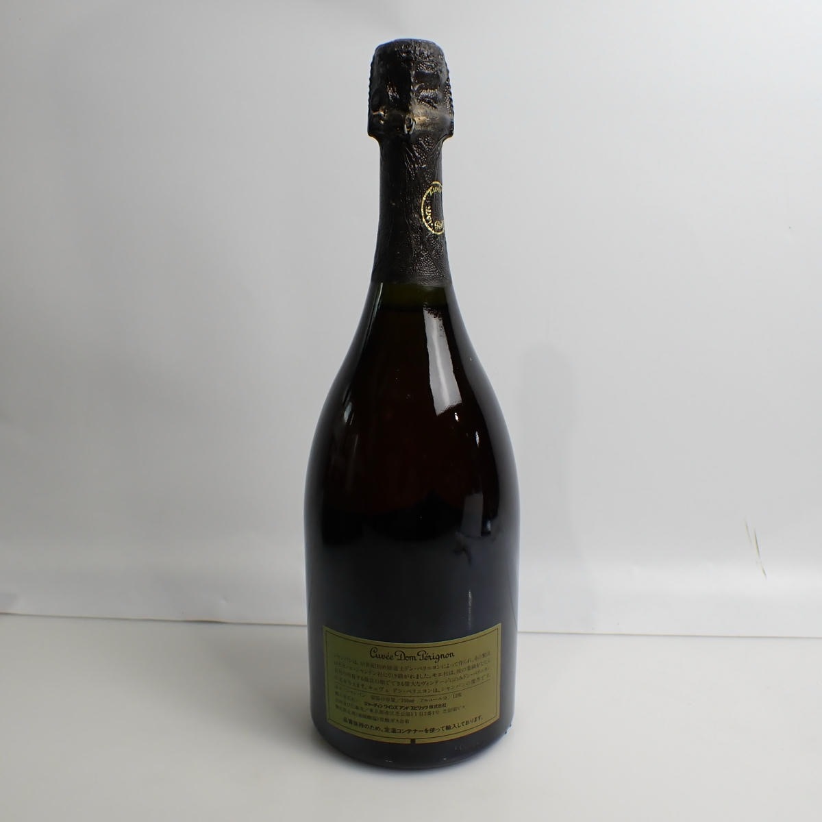Dom perignon（ドンペリニヨン）1990 箱付の通販ショップ・価格相場
