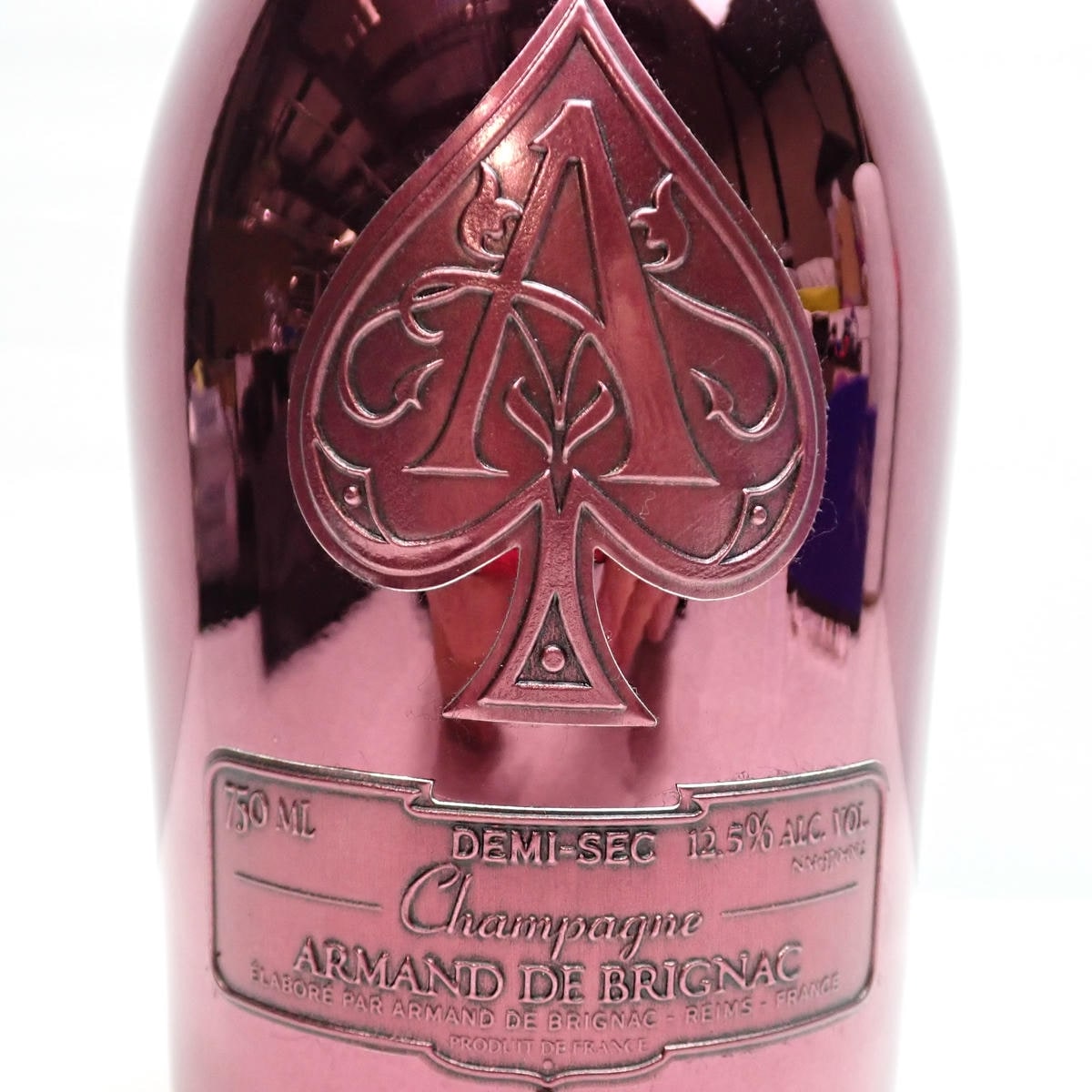 ARMAND DE BRIGNAC（アルマンドブリニャック）ドゥミセック レッド 箱