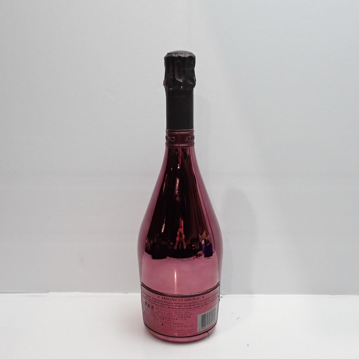 ARMAND DE BRIGNAC（アルマンドブリニャック）ドゥミセック レッド 箱