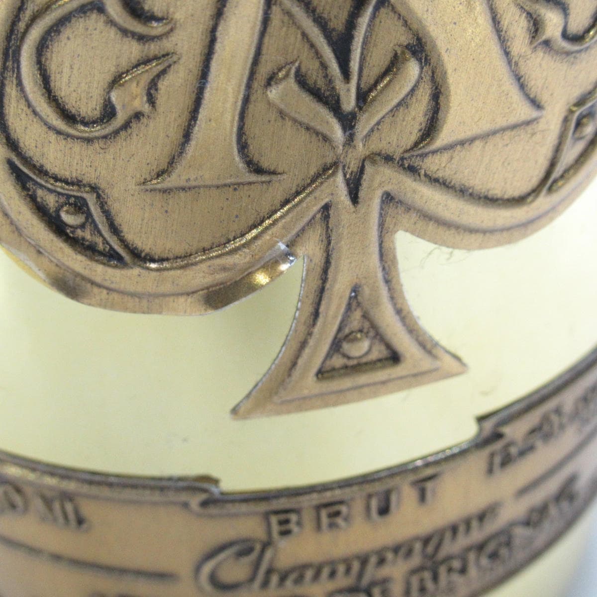 ARMAND DE BRIGNAC（アルマンドブリニャック）ゴールド 箱なし
