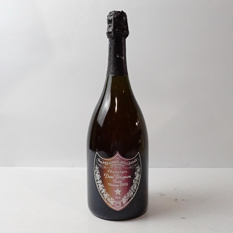 Dom perignon（ドンペリニヨン）ロゼ 吉岡徳仁 エディション 2005 箱