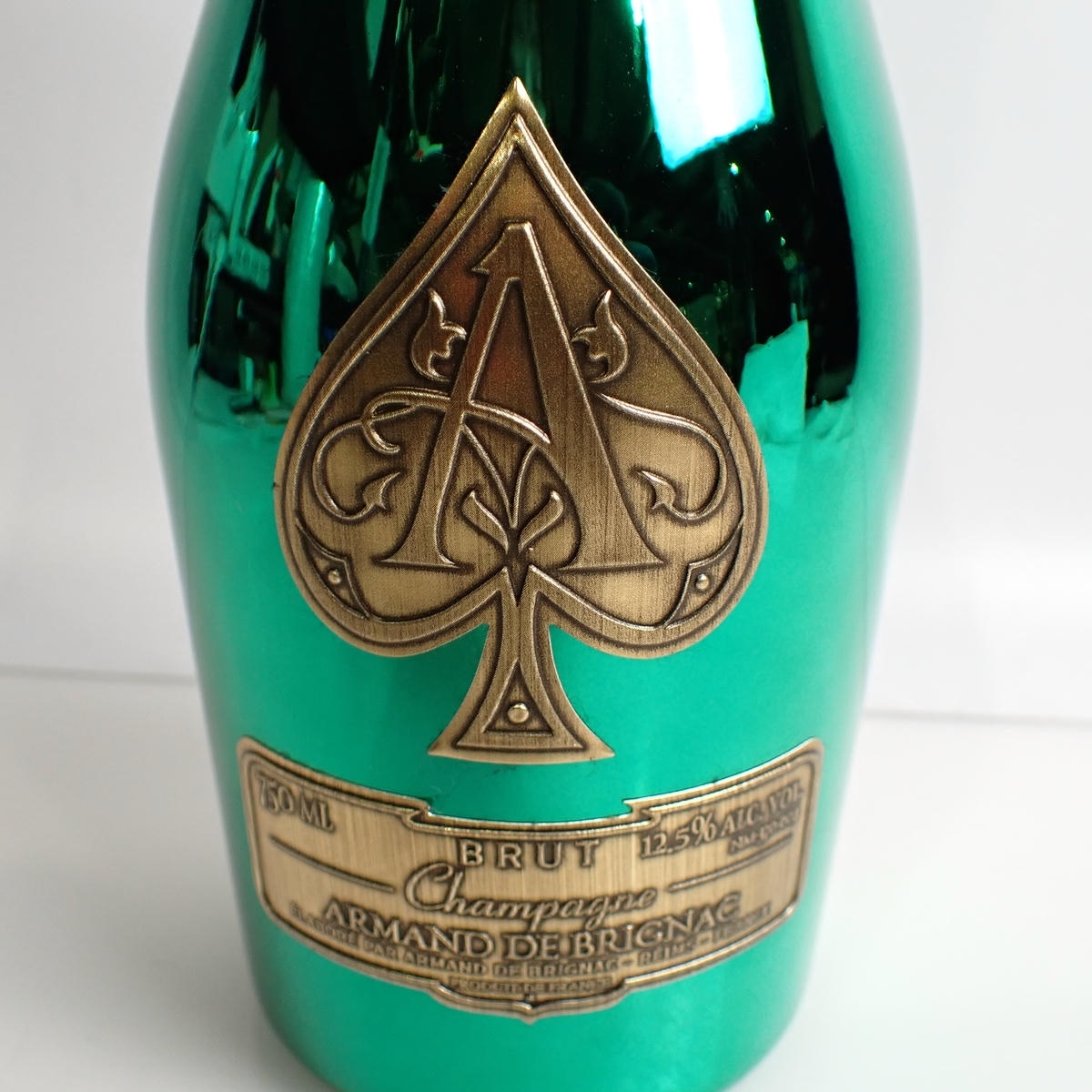 ARMAND DE BRIGNAC（アルマンドブリニャック）マスターズ グリーン 箱