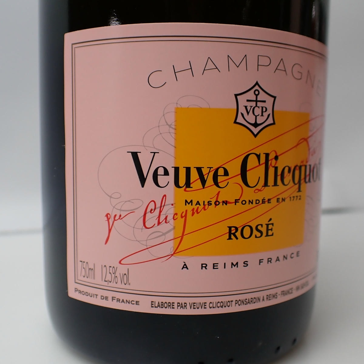 Veuve Clicquot（ヴーヴ クリコ）ロゼ 旧 箱付の通販ショップ・価格
