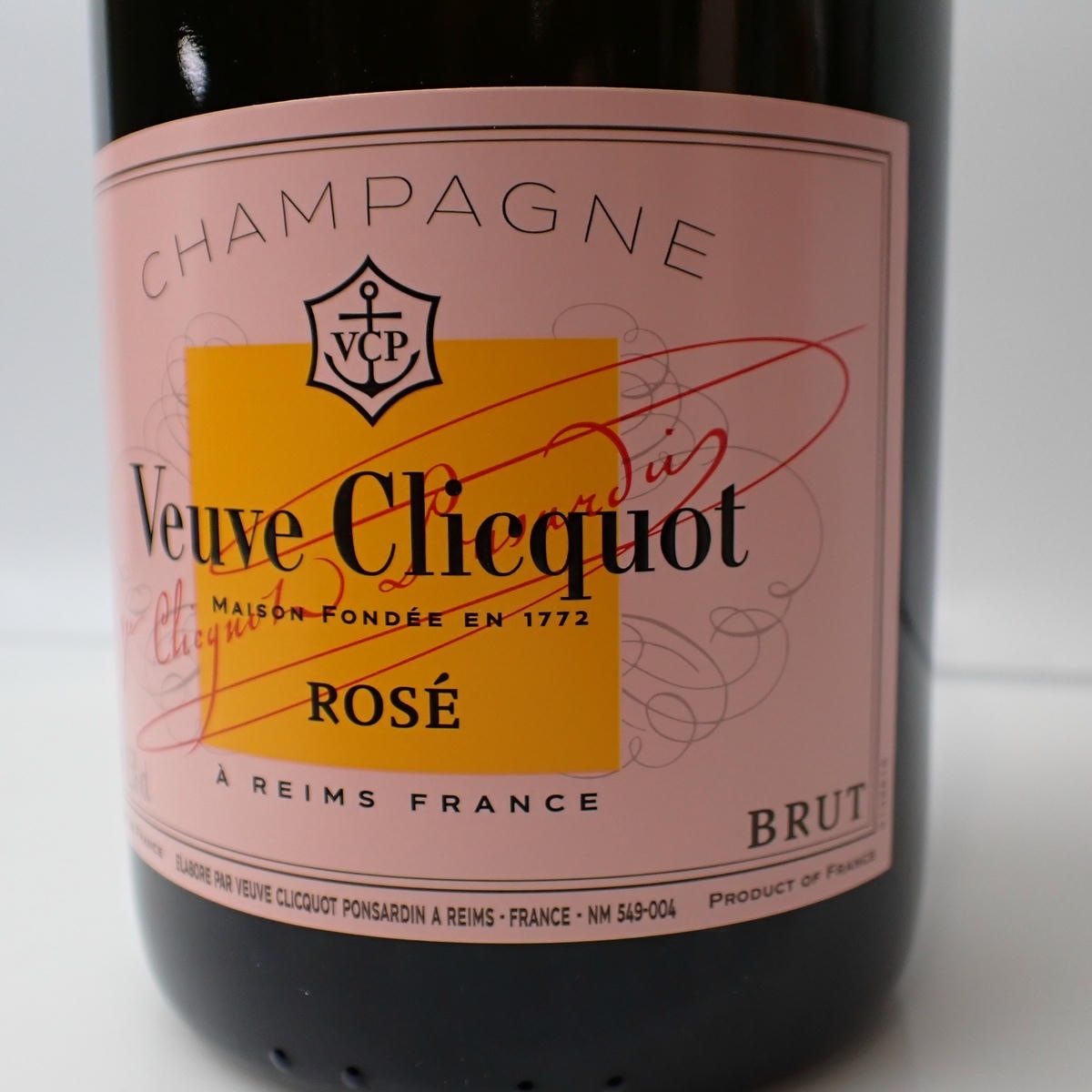 Veuve Clicquot（ヴーヴ クリコ）ロゼ 旧 箱付の通販ショップ・価格