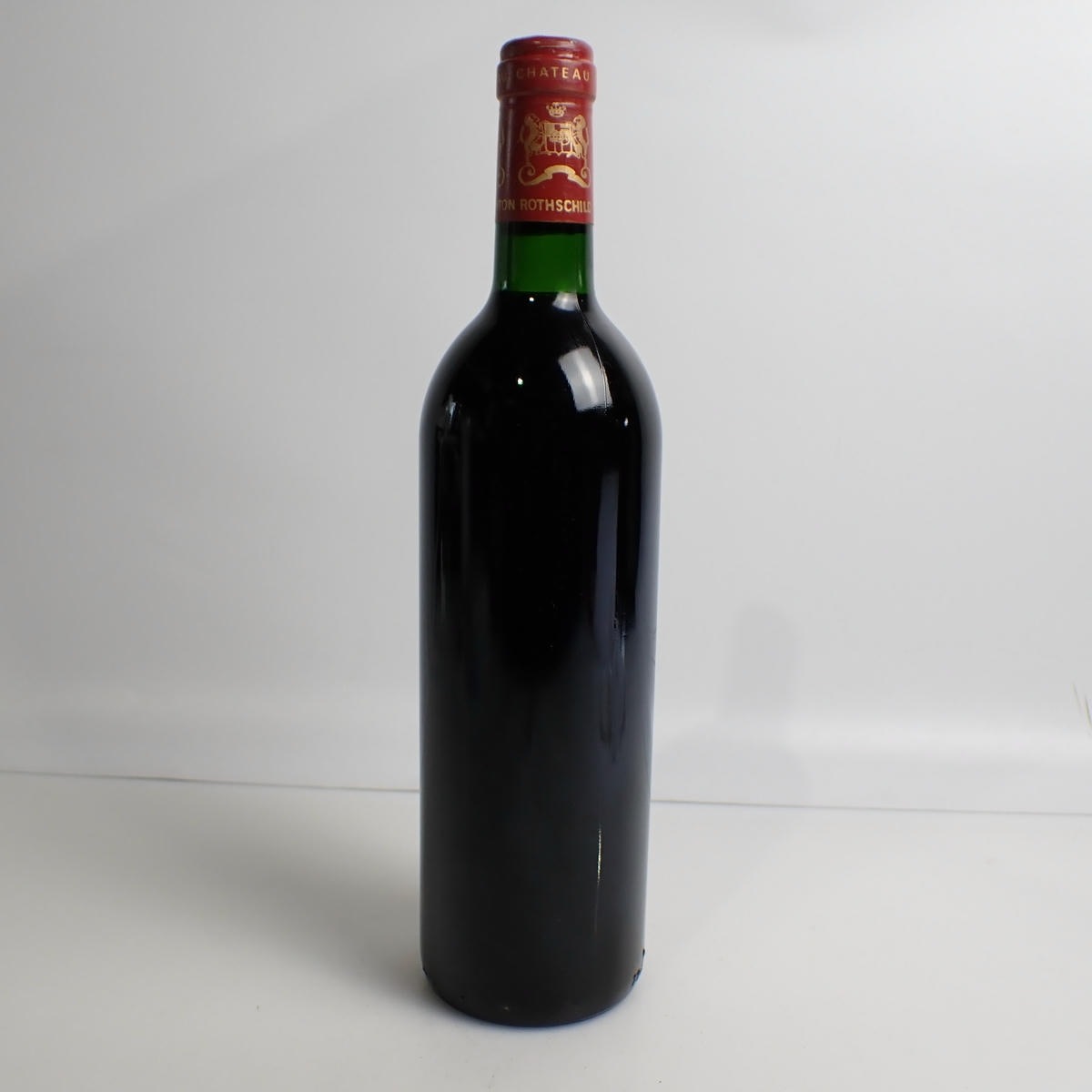 Chateau Mouton Rothschild（シャトー ムートン ロートシルト）1986 箱