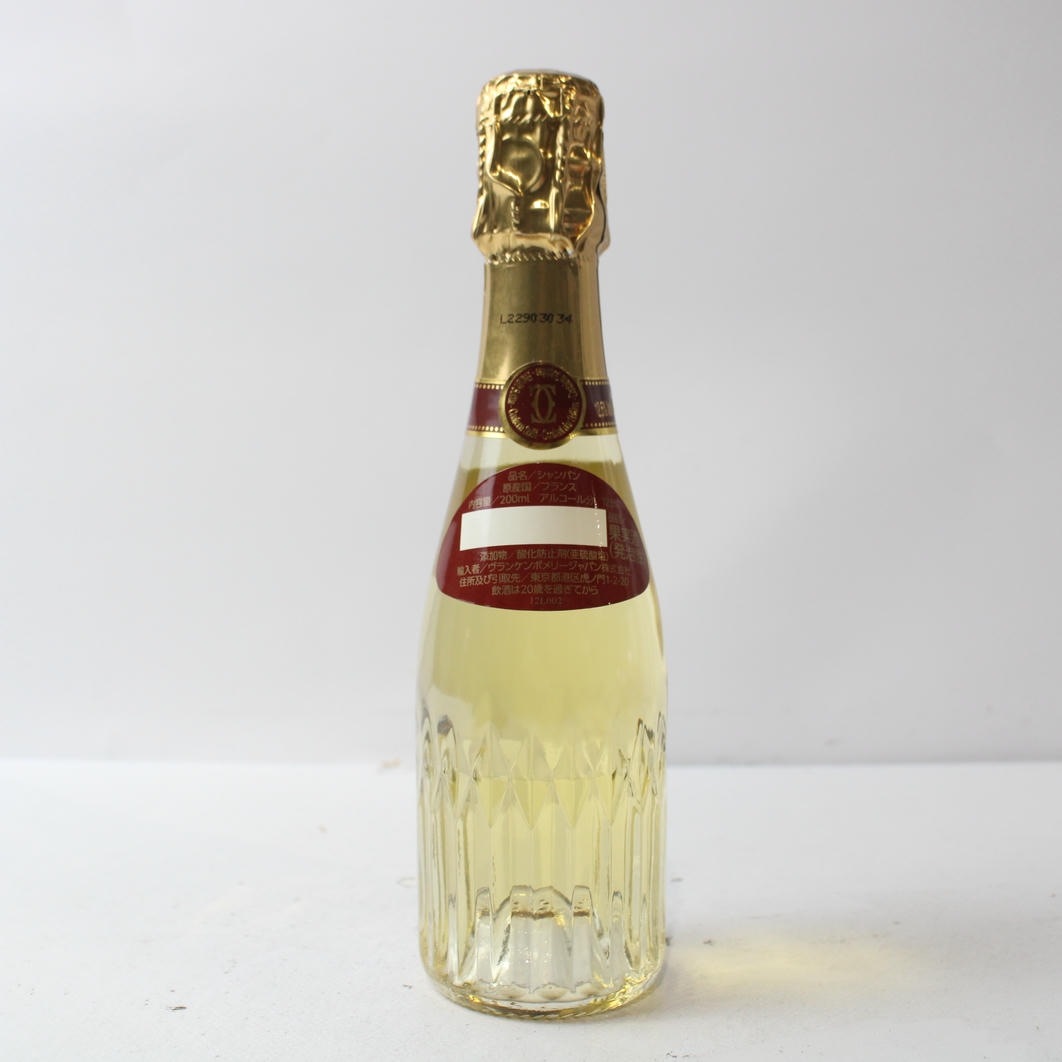 Cartier�ʥ���ƥ����˥֥��å� �٥ӡ��ܥȥ� 200ml Ȣ�ʤ�