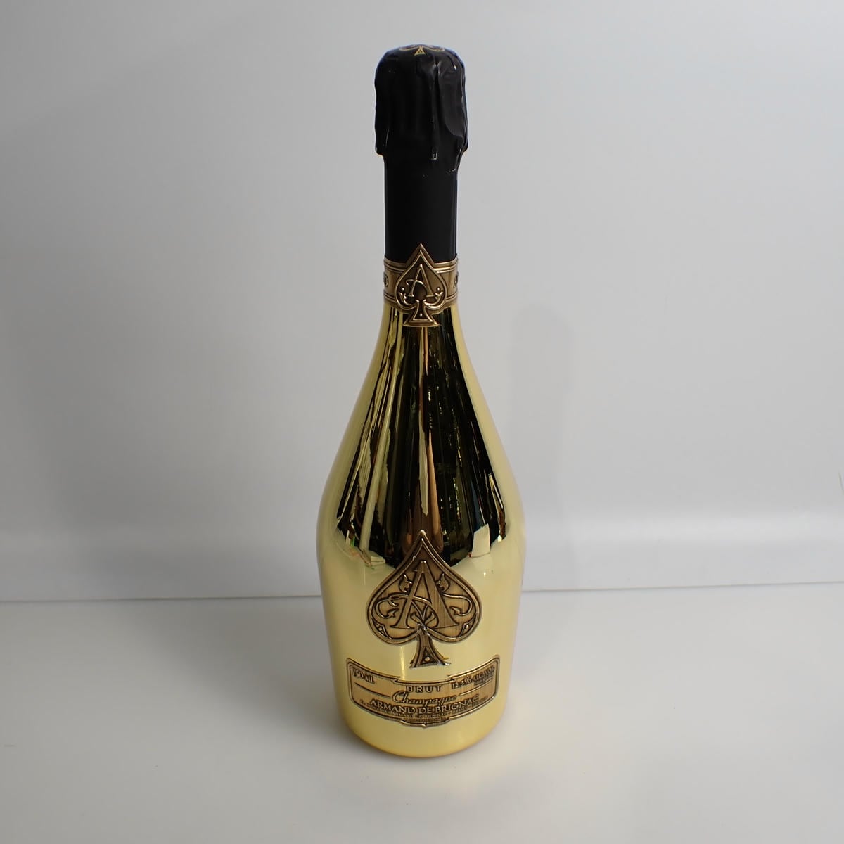 ARMAND DE BRIGNAC（アルマンドブリニャック）ゴールド 箱なしの通販