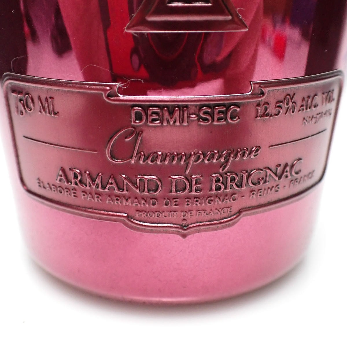 ARMAND DE BRIGNAC（アルマンドブリニャック）ドゥミセック レッド 箱