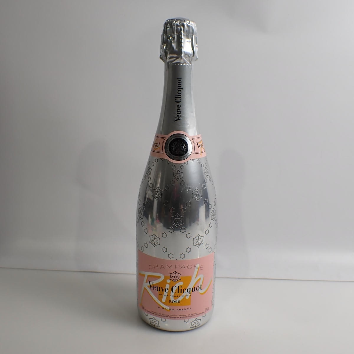 Veuve Clicquot（ヴーヴ クリコ）リッチ ロゼ 箱なしの通販ショップ