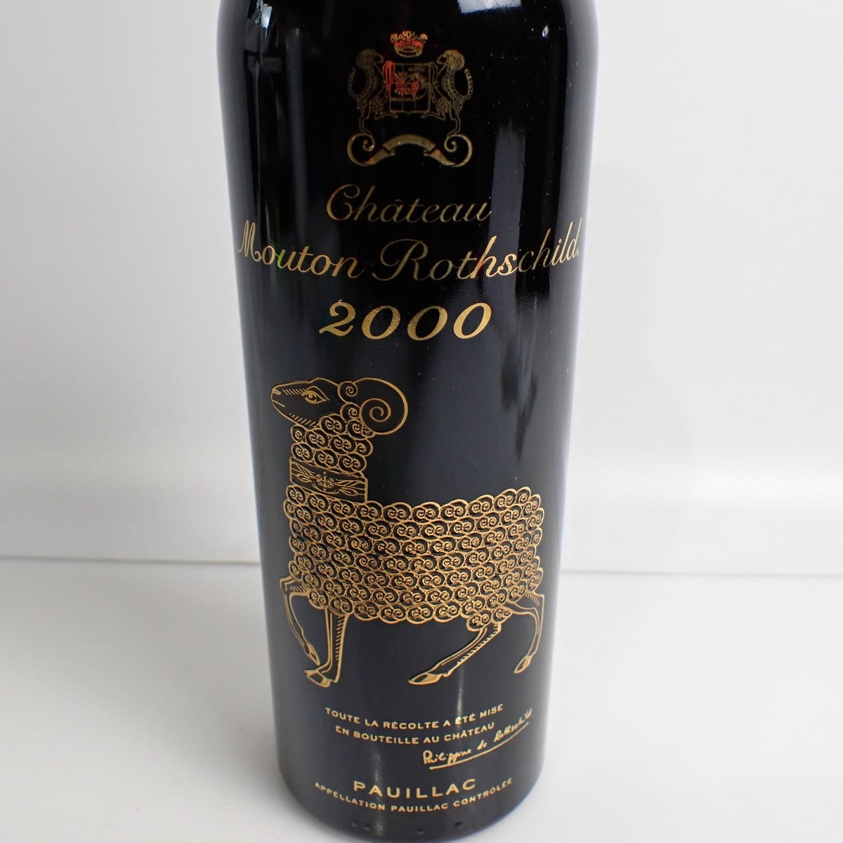 Chateau Mouton Rothschild（シャトー ムートン ロートシルト）2000 箱