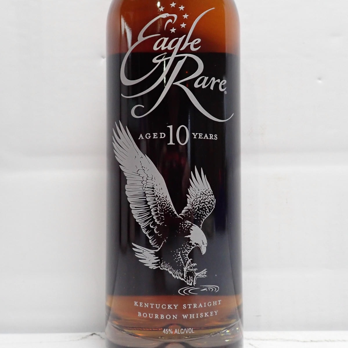 Eagle Rare（イーグル レア）10年 箱なしの通販ショップ・価格相場