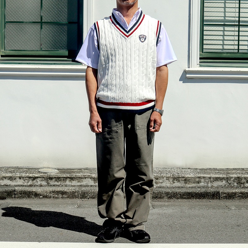 �ԥ���ץƥ󥵥󥿡�V�ͥå��˥åȥ٥���