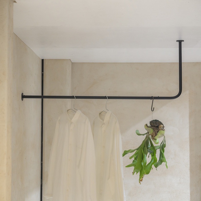 BOU】錆びないL字型天吊りハンガーバー（黒） | 金物,ハンガーバー