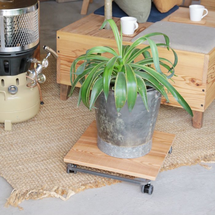 キャスター付きローテーブル