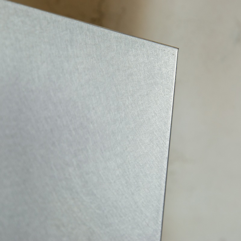 卓上マグネットボード(シルバー)