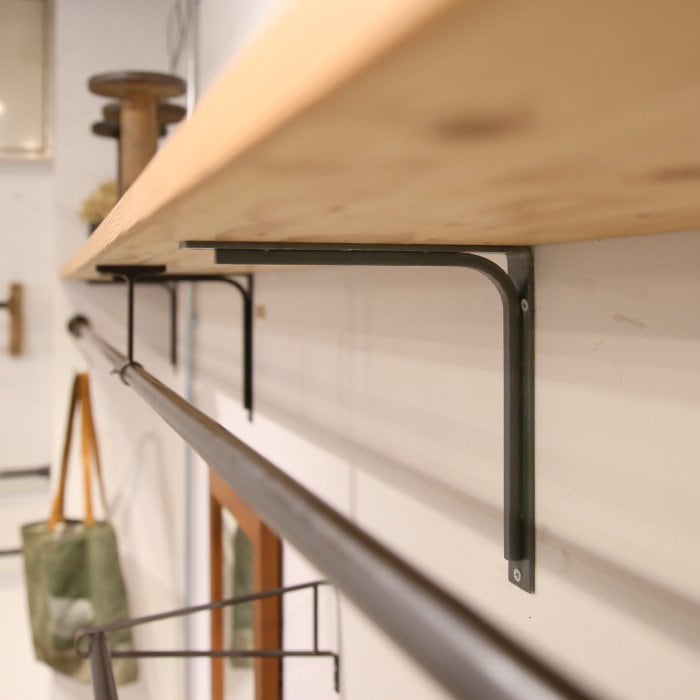 ボッシュリビング　スクエアブラケット ポッシュリビング スクエアブラケットS ブラック W0.8×D8×H8cm