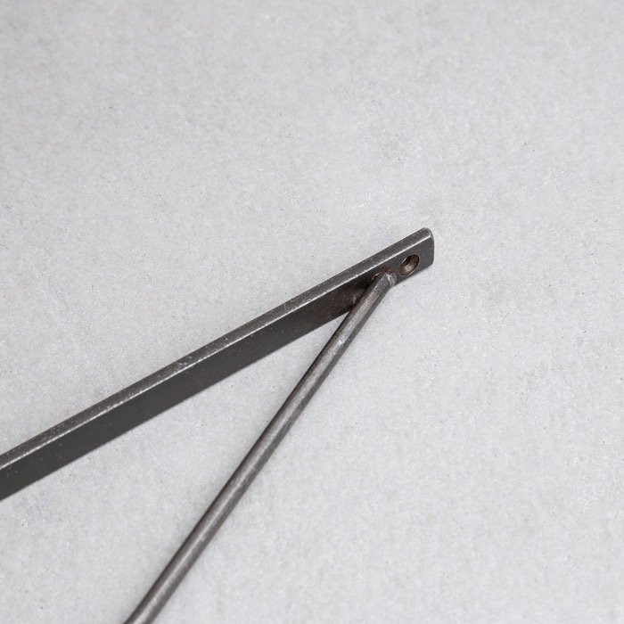 スリムブラケット（鉄）