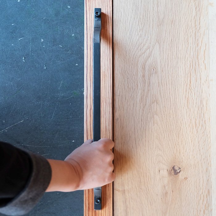 スリムドアハンドル（鉄）