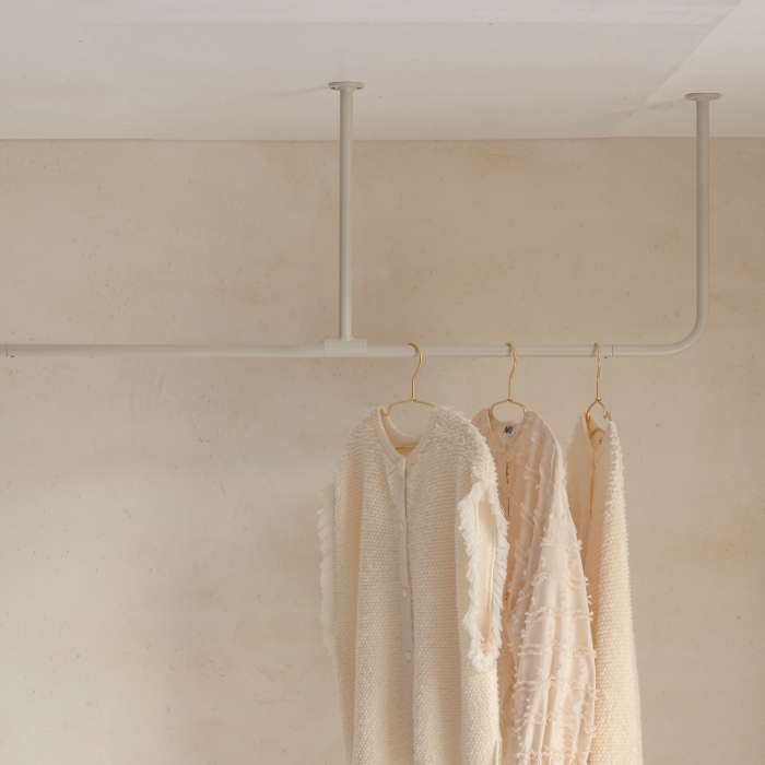 BOU】錆びないコの字型天吊りハンガーバー（グレージュ）＜サイズ