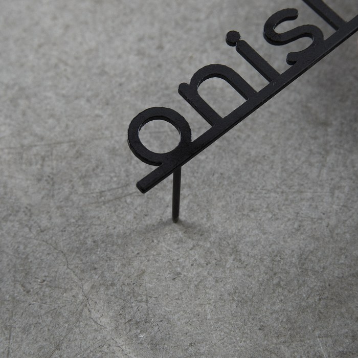 小さな切り文字表札（黒）