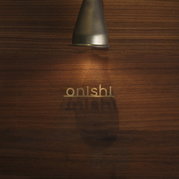 小さな切り文字表札(真鍮)