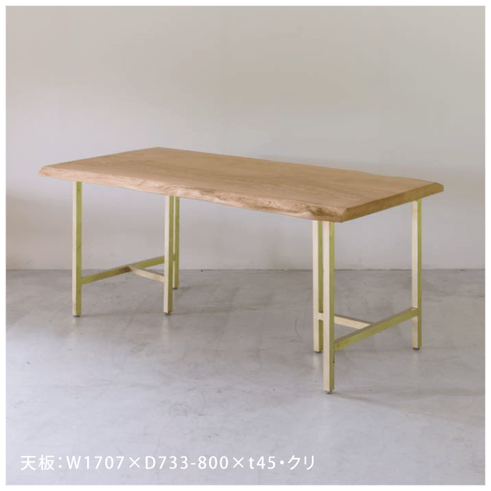 アンティーク三つ足テーブル　真鍮装飾 アンティーク三つ足テーブル真鍮装飾